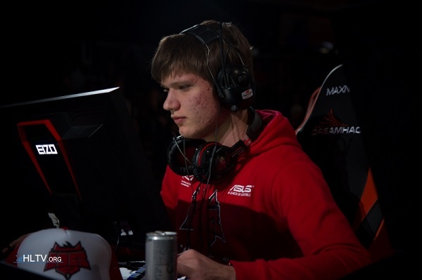 LNG Esports 官方： Scout 正式离队，成为自由球员！