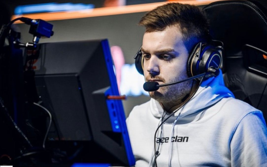 明日首发名单：朱开白教坐镇评论席 Flandre首发出战对决Shanji